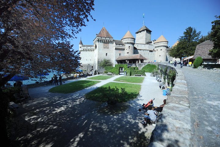 Chillon Castle Entrance Ticket in Montreux