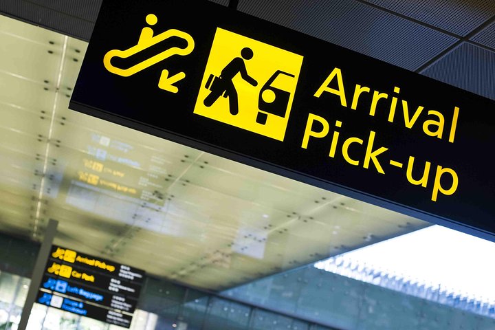 Kolkata Airport to Kolkata Hotels drop: Private Transfers