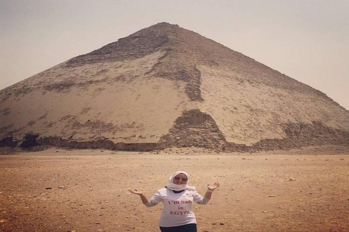 Half Day Tour To Memphis Sakkara And Dahshur Pyramids