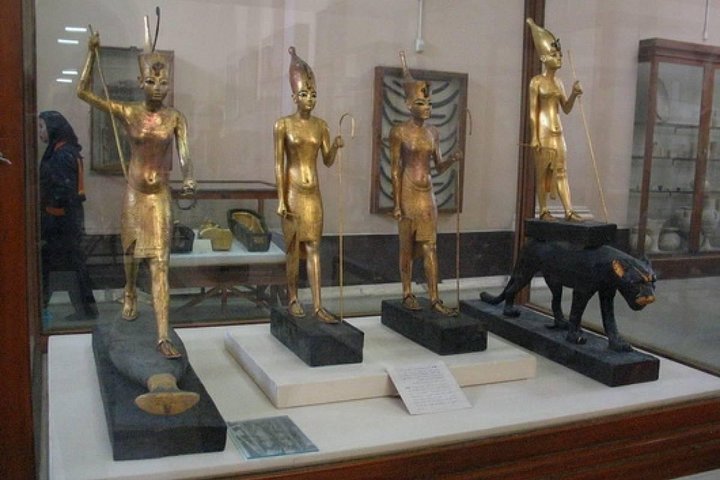 Day tour to Old Egyptian Museum and Khan Khalili Bazaar