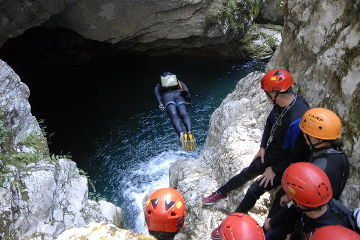 Canyoning in Nevidio Canyon