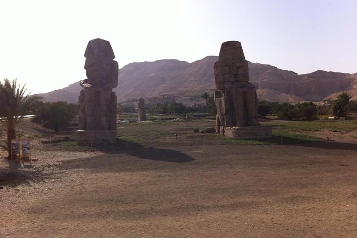 Full Day Tour to East and West Banks of Luxor
