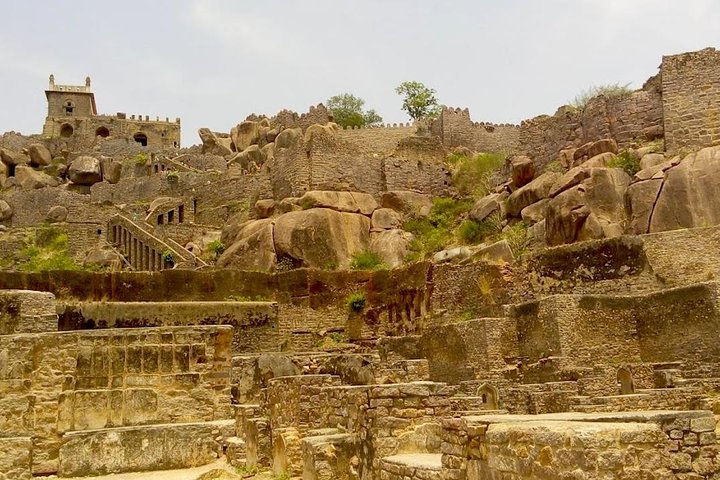 Private tour of Hyderabad in car with guide and lunch
