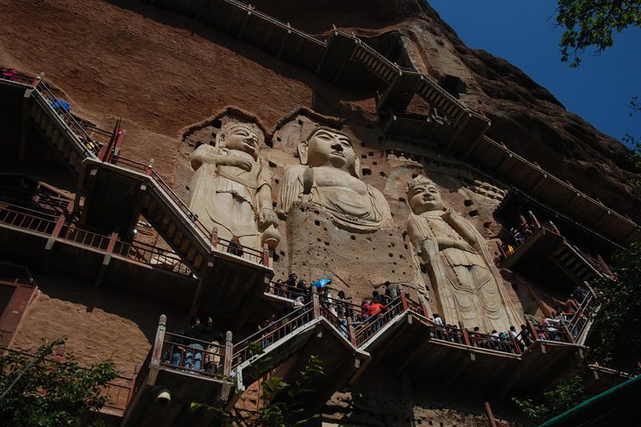 Private Train Station Transfer: Tianshui Railway Station to Tianshui Hotels