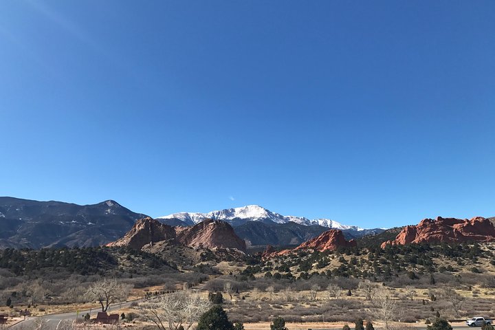 Small Group Tour of Pikes Peak and the Garden of the Gods from Denver
