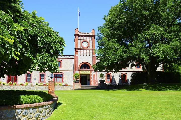 Barossa Valley Hop-On Hop-Off Wine Tour
