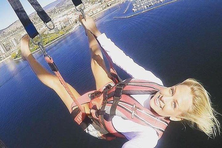 Tandem Parasailing Experience in Kelowna