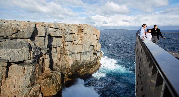 The Gap and Natural Wonders