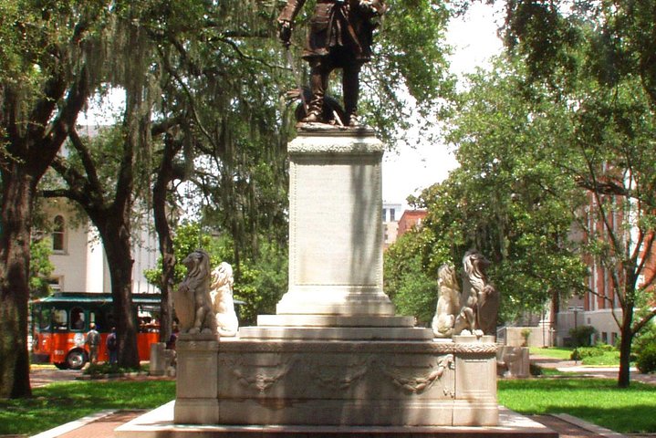 Savannah Hop-On Hop-Off Trolley Tour