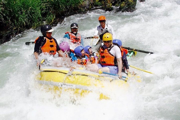 Rogue River Whitewater Rafting- Mid Day