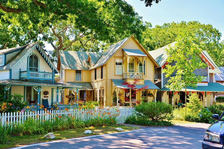 Boston to Martha's Vineyard Day Trip with Optional Island Tour