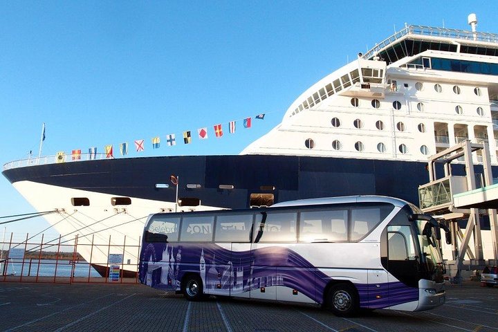 Southampton Pre-Cruise Tour: London to Southampton via Stonehenge