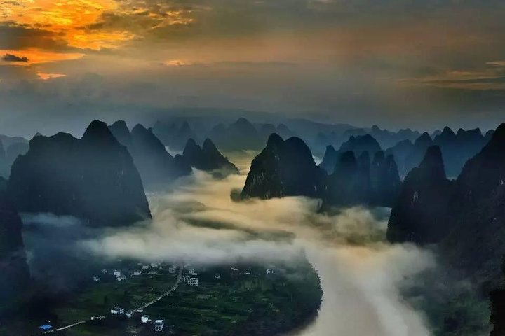 Yangshuo County 2-Day Tour from Guilin