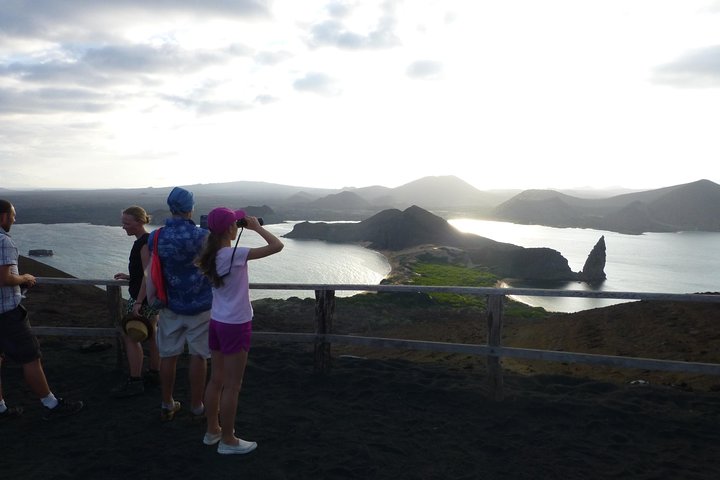 Bartolome Island Full Day Tour