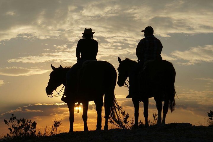 Sunset Horseback Riding Tour Through San Miguel de Allende