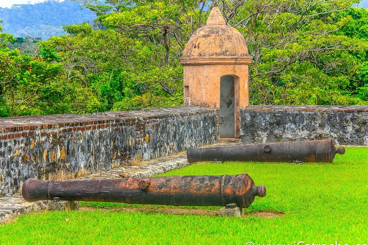 Omoa Day Tour from San Pedro Sula