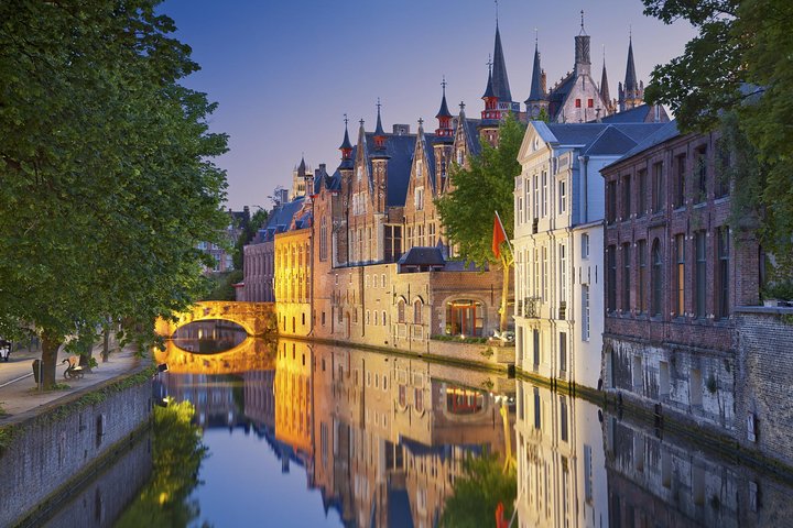 Round-Trip Shuttle Service from Zeebrugge to Bruges