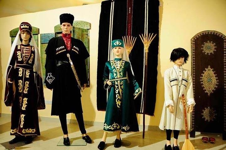 Private Handcraft Activity with La Storia Al Hakaya Museum Visit from Dead Sea
