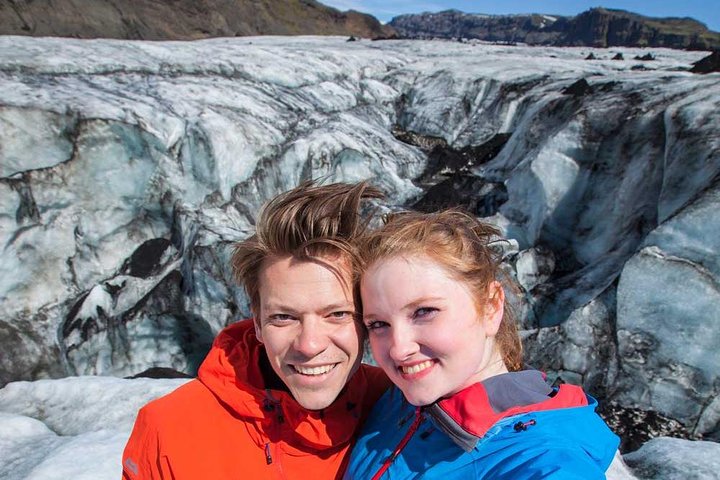 Sólheimajökull Glacier Hike – Adventure in a Small Group