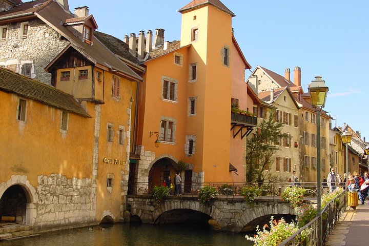Annecy - Venice of the Alps - Tour from Geneva