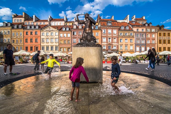 Warsaw Private Tour from Lodz with Lunch