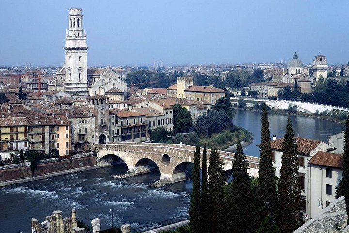 Verona and Lake Garda Day Trip from Bergamo