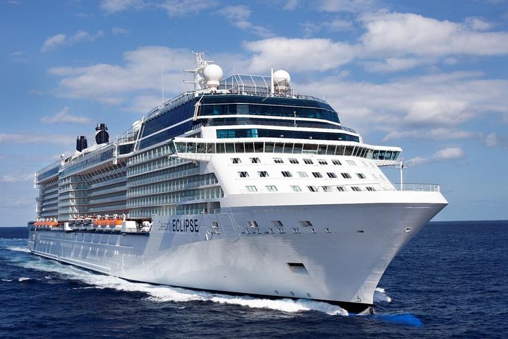 Private Pre Cruise Excursion Transfer London to Southampton Port Via Stonehenge