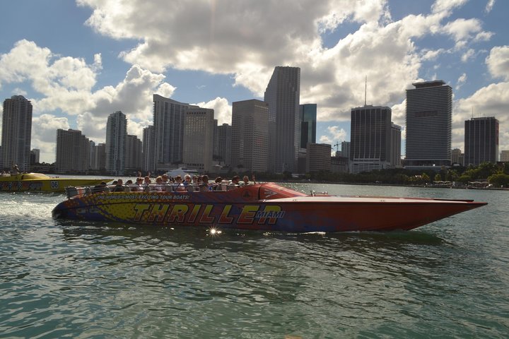 Speedboat Sightseeing Adventure of Miami