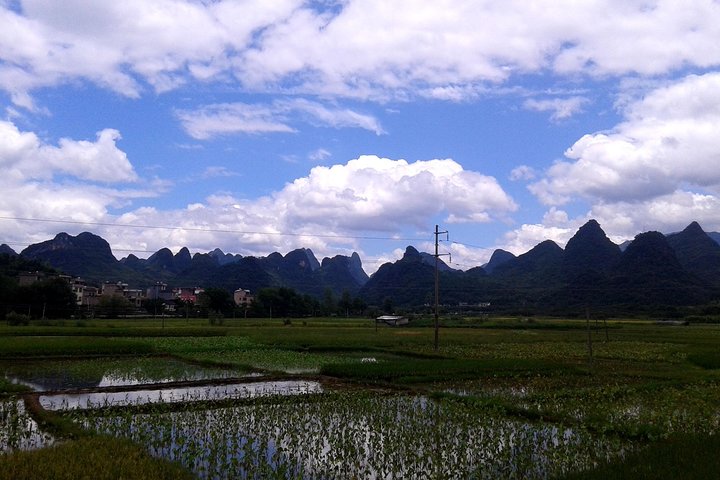Guilin Highlights Tour Li River to Yangshuo and Xianggong Hill