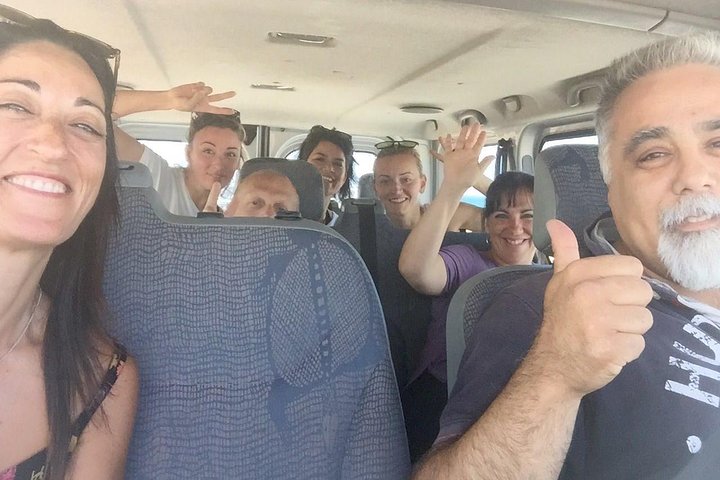 Sintra, Pena Palace, Quinta da Regaleira & Cascais Group Tour