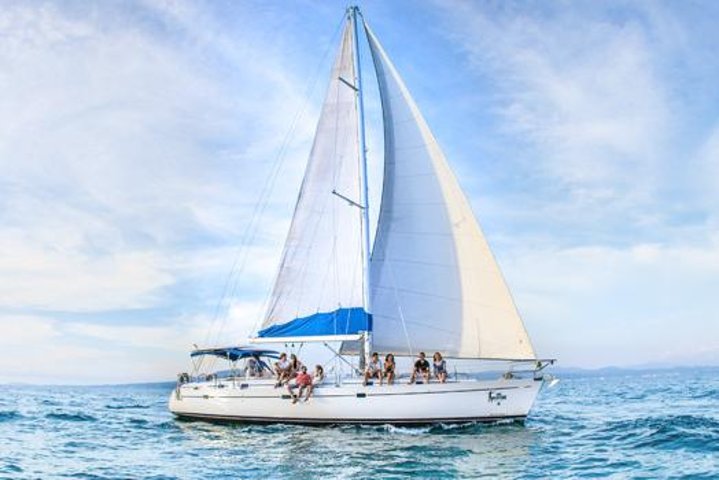 Los Cabos Luxury Sailing, Snorkel and Lunch Cruise