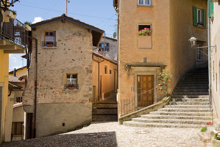 Lake Como Boat Cruise, Bellagio & Lugano Day Trip from Milan