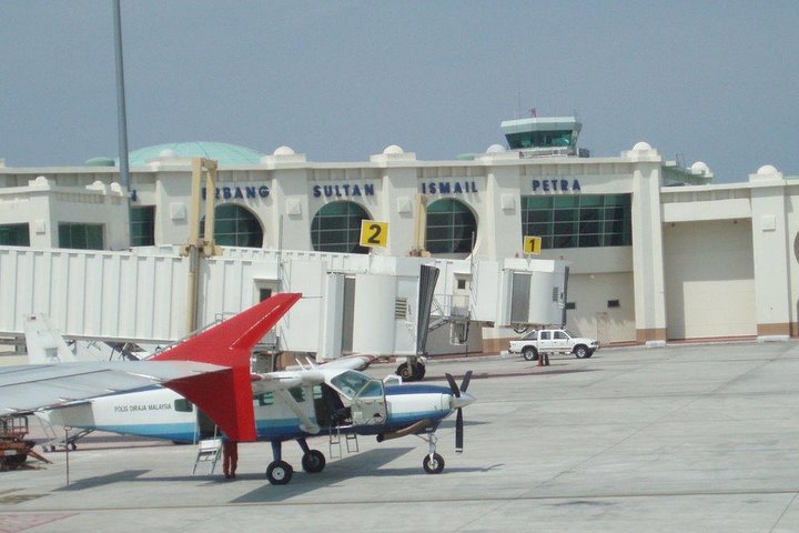 Transfer from Kuala Besut to Kota Bahru Airport