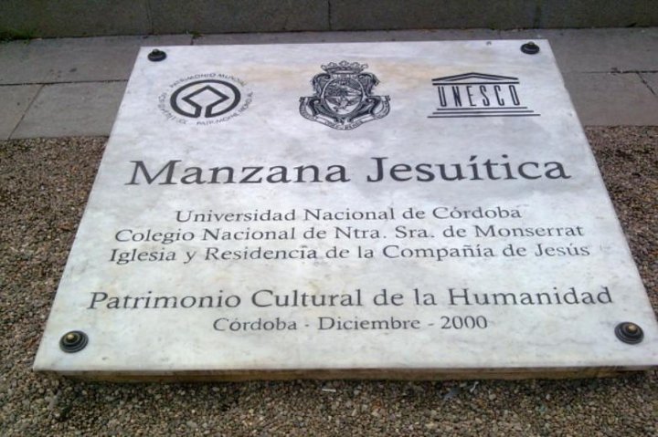 Cordoba City Tour with Optional Jesuitic Square