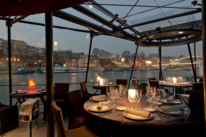 Bateaux Parisiens Seine River Gourmet Dinner & Sightseeing Cruise
