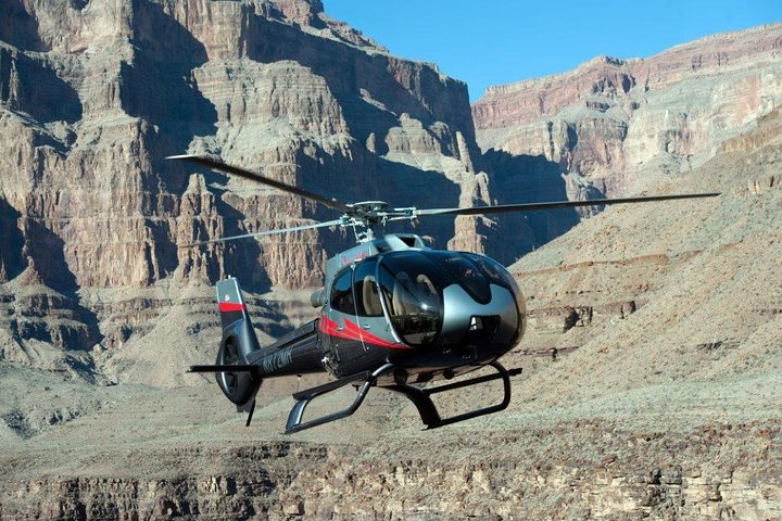 Grand Canyon Deluxe Helicopter Tour with Landing from Las Vegas