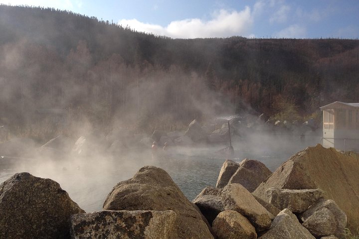 Chena Hot Springs Day Tour