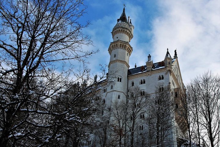 Neuschwanstein Castle Tour with Skip the Line from Hohenschwangau