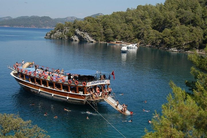 Gocek 12 Islands Cruise with Lunch & Transfer from Sarıgerme