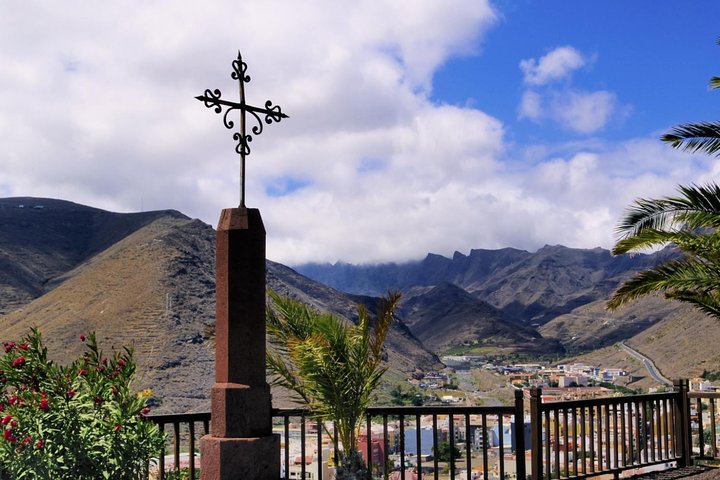 La Gomera Island Day Trip from Tenerife: Lunch and Wine Included