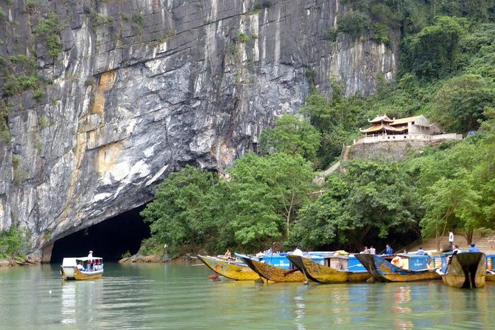 Phong Nha National Park: Paradise cave & Phong Nha cave boat trip