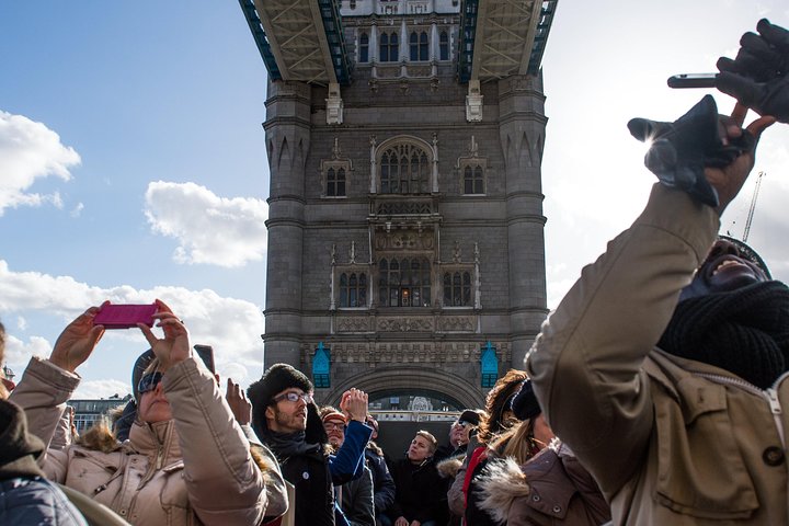 London Big Bus Hop-On Hop-Off Tour with Optional River Cruise