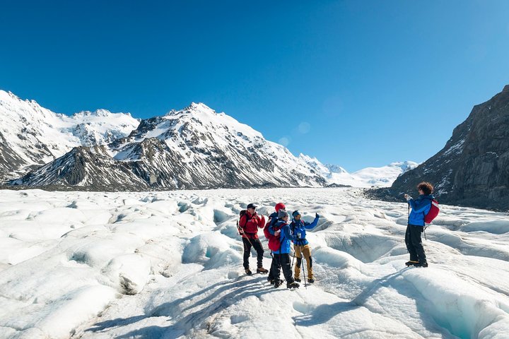 The Adventurer: Tasman Glacier Heli-hike