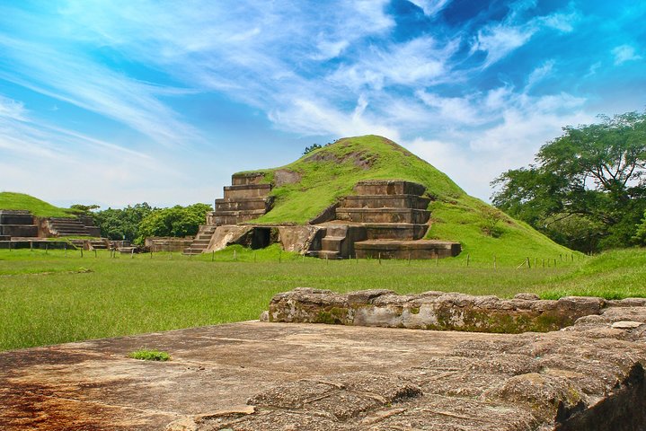 Maya Route Tour: El Salvador Mayan Sites including Joya de Cerén