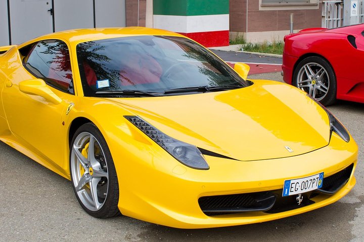 Ferrari Test Drive in Maranello | F488 GTB Coupé