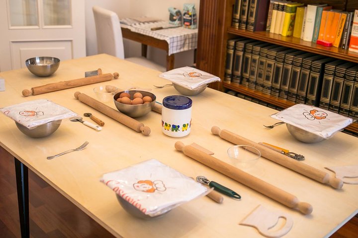 Pasta-making class at a local's home with tasting in Aosta