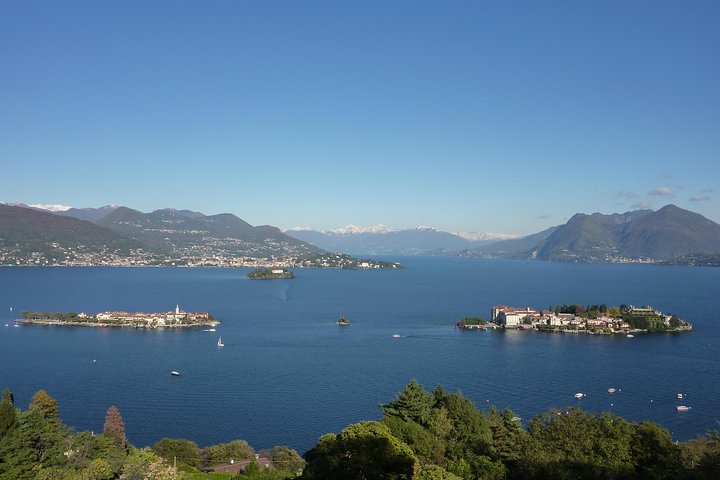 Stresa: Isola Pescatori and Isola Bella Hop-on Hop-off boat tour