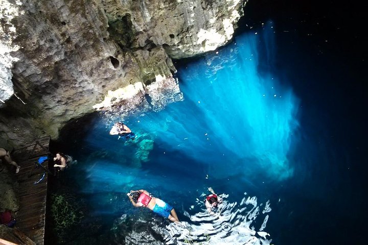 Progreso Mayapan and swim cenote excursion