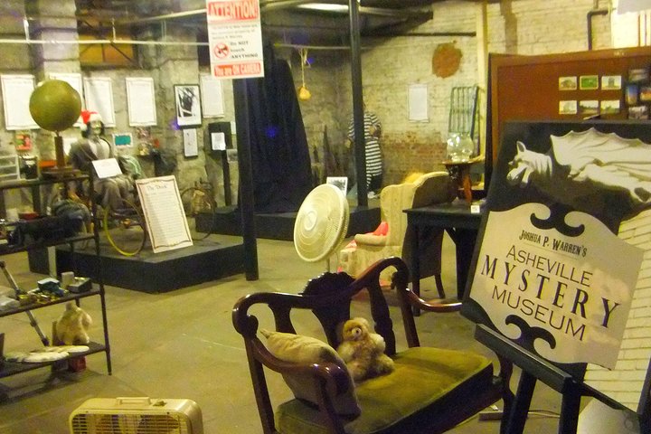 Asheville Night-Time Walking Ghost Tour