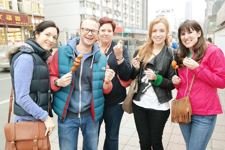 Tuktuk Food Tour Through Chengdu's Local Eats